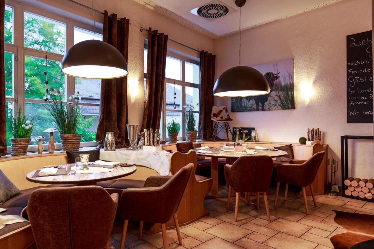 Hotel An Der Burg Biebertal Экстерьер фото